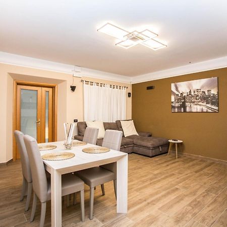 Casa Di Marco E Kaila Hotel ทาวุลเลีย ภายนอก รูปภาพ